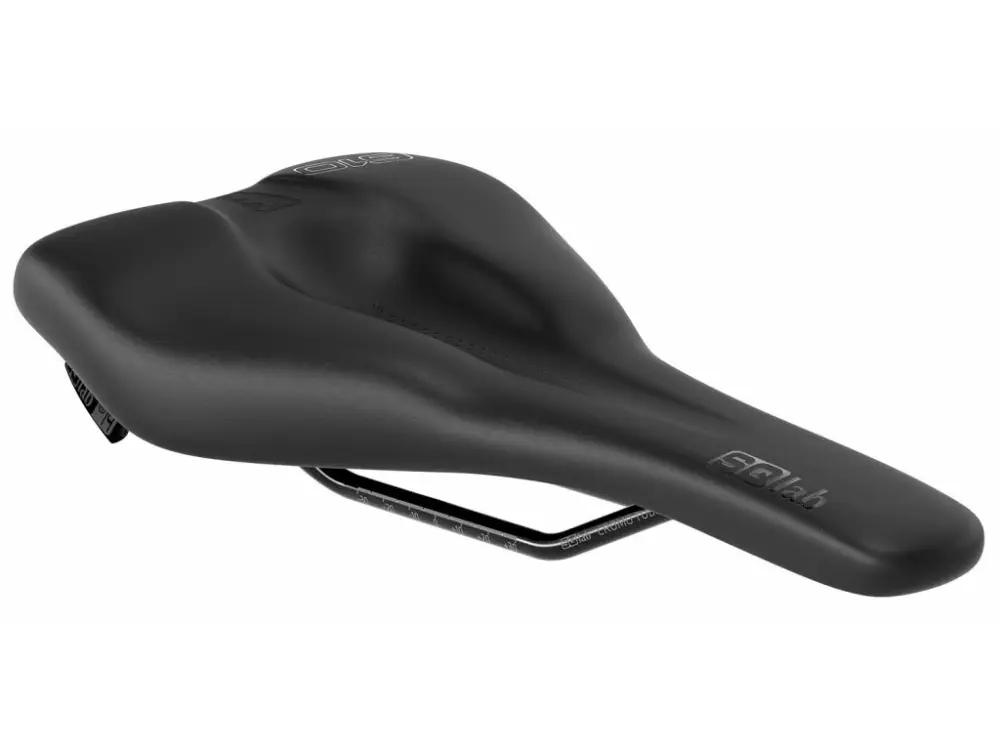 Sedlo SQlab 610 Ergolux active 2.1 Značkový