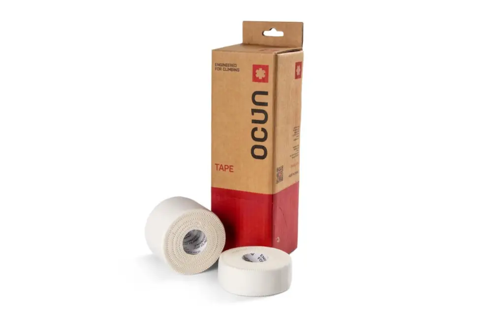 Odeslání Ihned Balení sportovních tejp Ocún Tape BOX 25mm x 10m white 8-pack