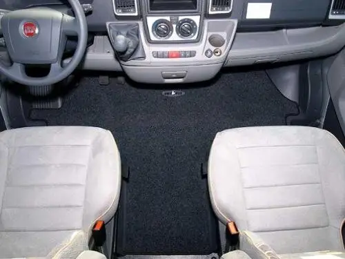 Měkký koberec Basic do kabiny řidiče pro Fiat Ducato / Peugeot Boxer / Citroën Jumper (od roku 2014) Super Cena